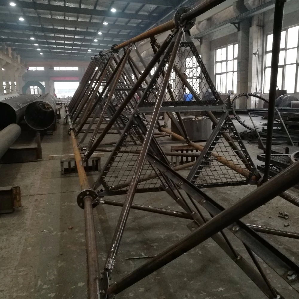 3 „Legged Tubular Lattice Steel Telecommunication Tower“