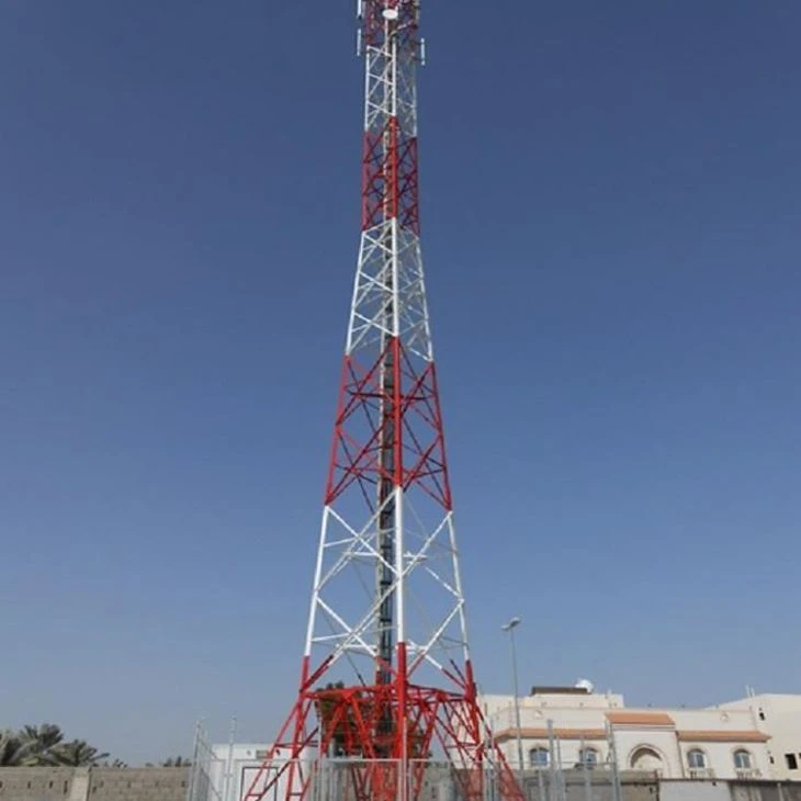 3 kojų vamzdinis grotelių plieno telekomunikacijų bokštas